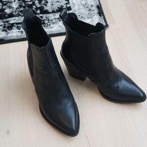 patricia black leather steve madden